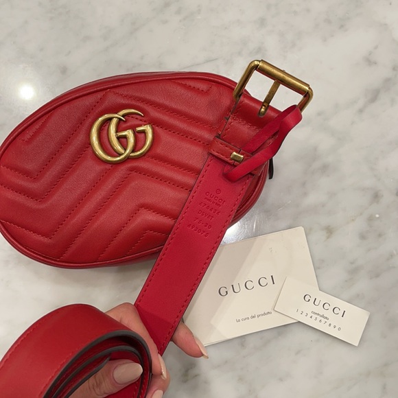 Gucci Red Leather Marmont Belt Bag - Picture 6 of 13